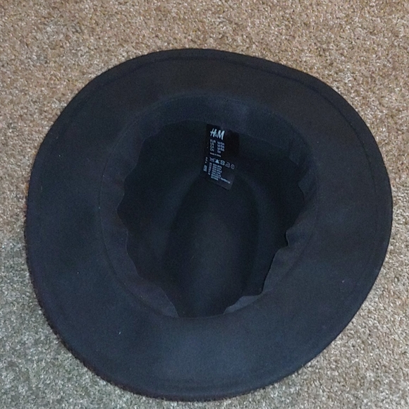 Fedora - Picture 3 of 5